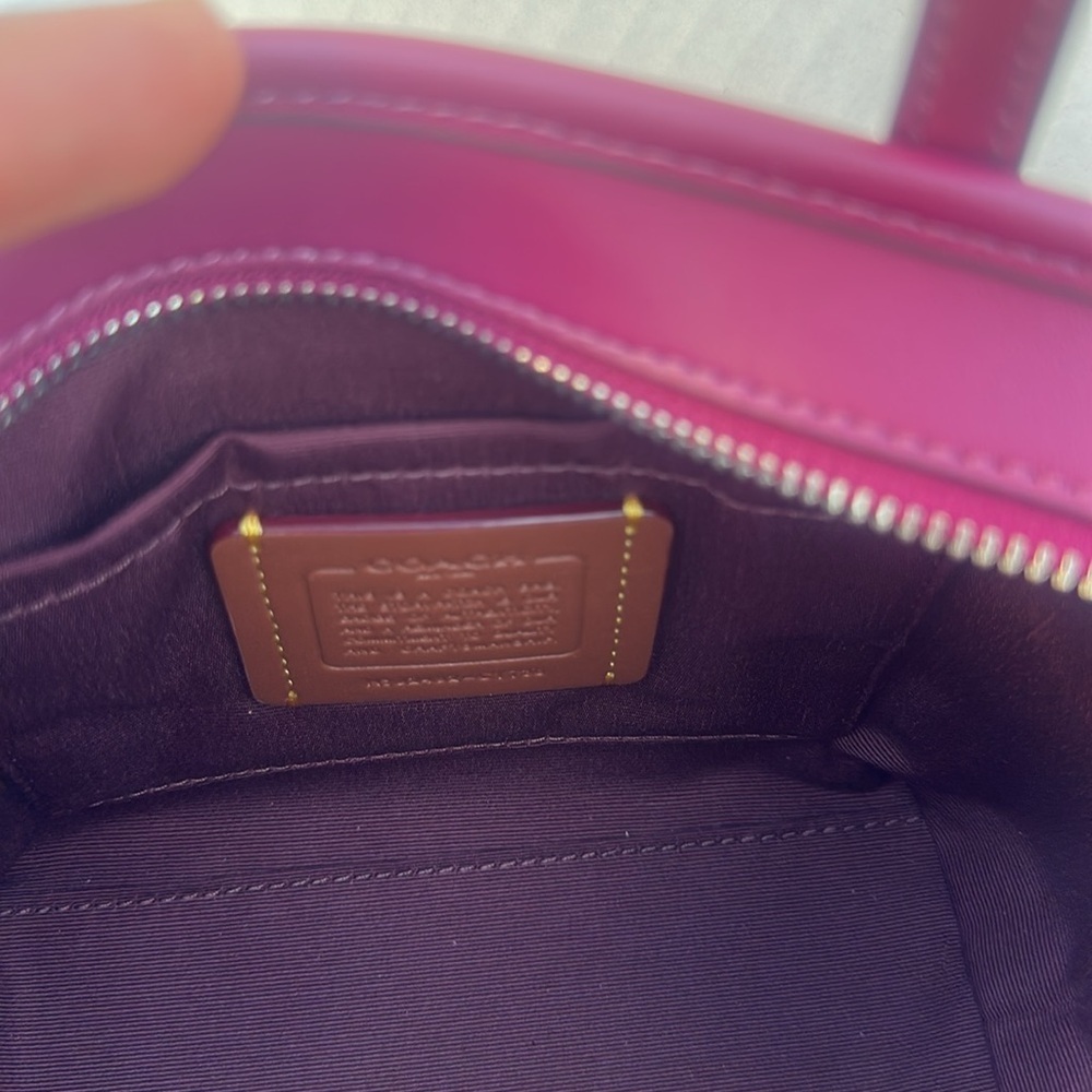 New COACH City Mini Tote Bag - Picture 7 of 8